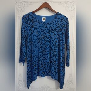 Anne Klein Blue & Black Leopard Print Asymmetrical Hem Tunic Sweater Top